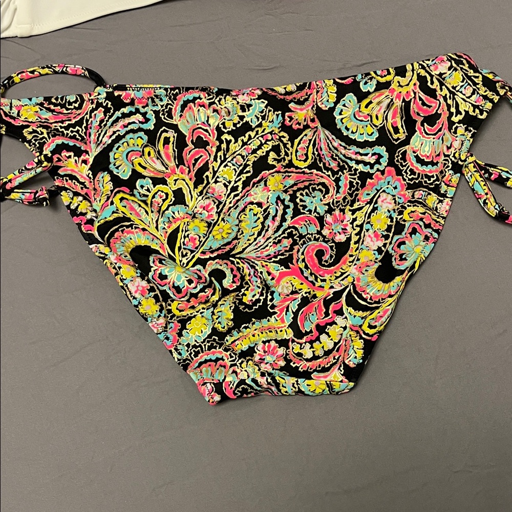 Victoria's Secret Multicolor Patterned Bikini Set - Picture 4 of 10